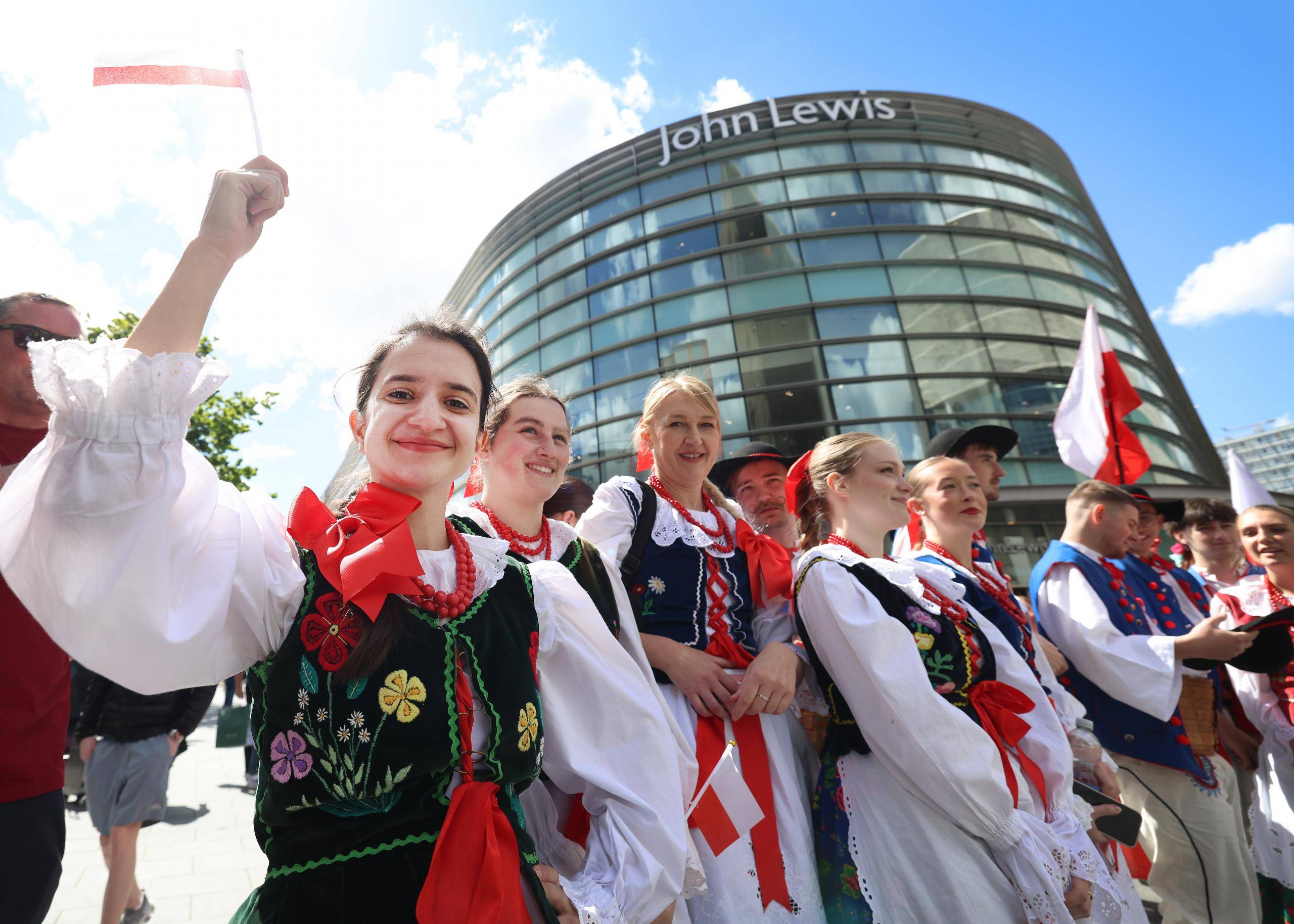 ©️ Liverpool ONE – Liverpool European Festival Parade (22) - events management Wirral alternatively events management North West yet events planning Chester - Event Planning & Management Liverpool